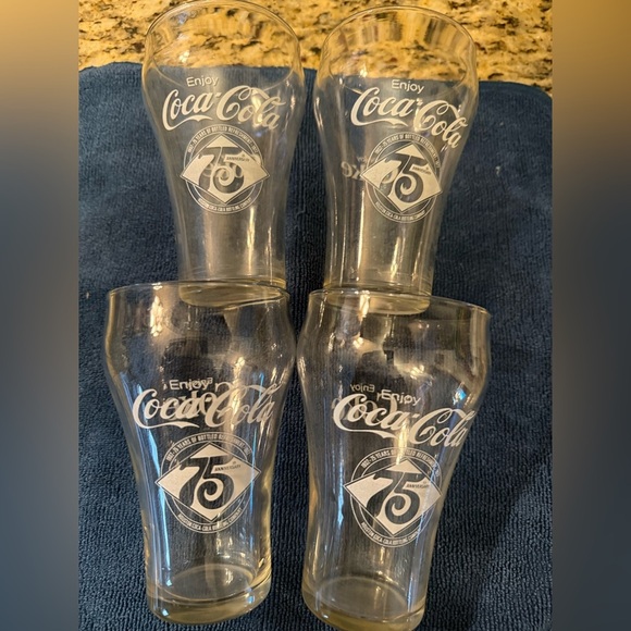 COCA-COLA 75TH ANNIVERSARY SET OF FOUR GLASSES - VINTAGE - Picture 2 of 5